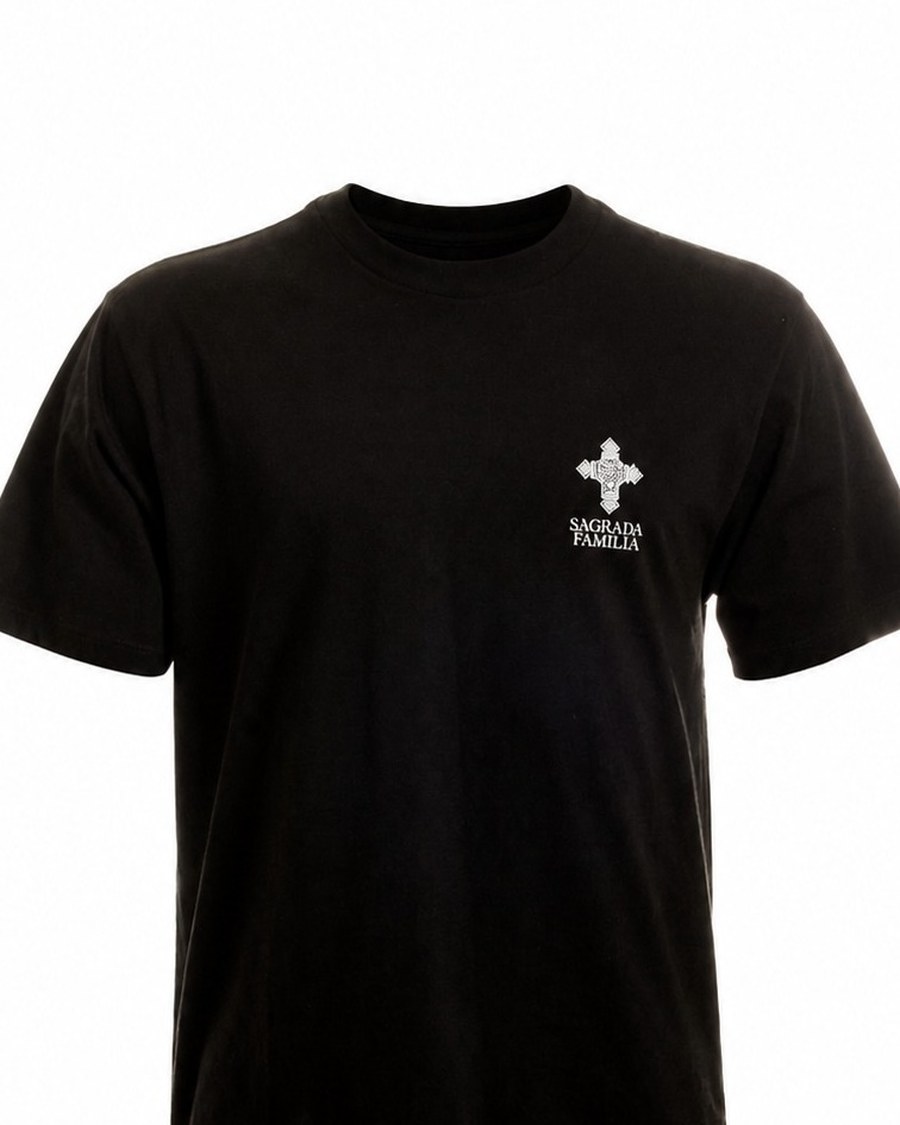 Camisa Perroni Tattoo Preta — Cruz Copta e wordmark no peito · Mandala em traço branco