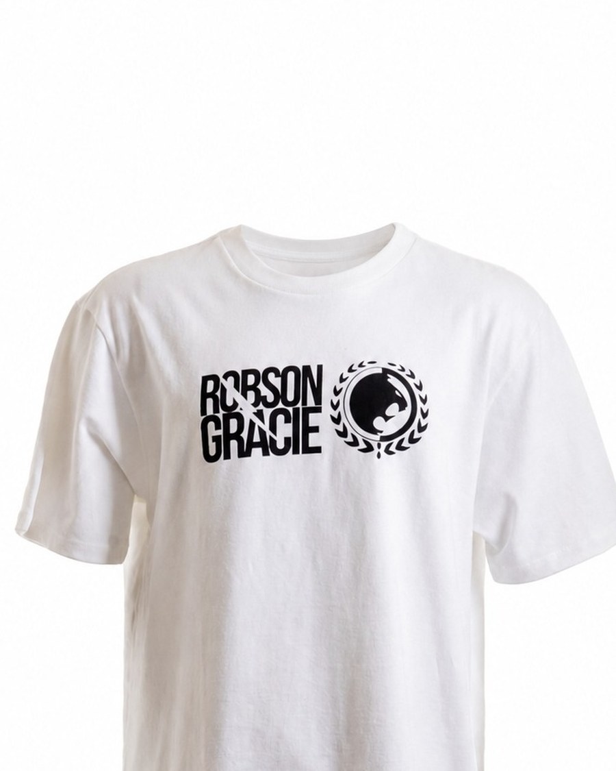 Camiseta Robson Gracie Branca — Brasão Robson Gracie · Josué 1:9 — Forte e Corajoso